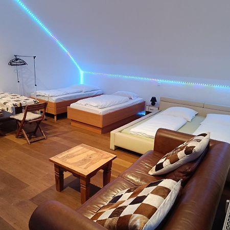 In Villa 56 Qm Apartment, 24 H Check-In,Free Parking Hannover Kültér fotó