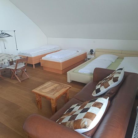 In Villa 56 Qm Apartment, 24 H Check-In,Free Parking Hannover Kültér fotó