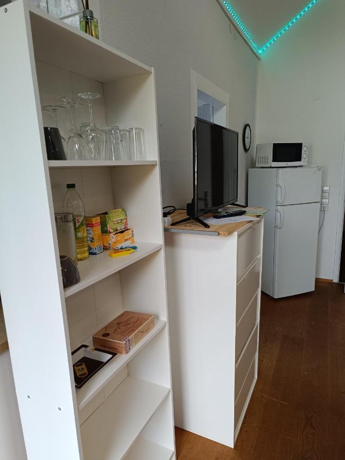 In Villa 56 Qm Apartment, 24 H Check-In,Free Parking Hannover Kültér fotó