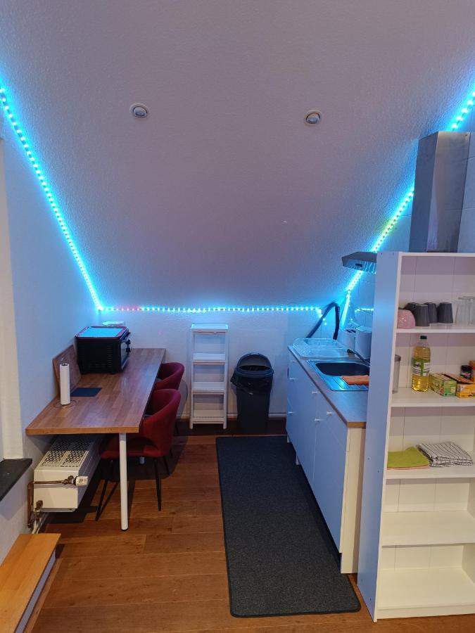 In Villa 56 Qm Apartment, 24 H Check-In,Free Parking Hannover Kültér fotó