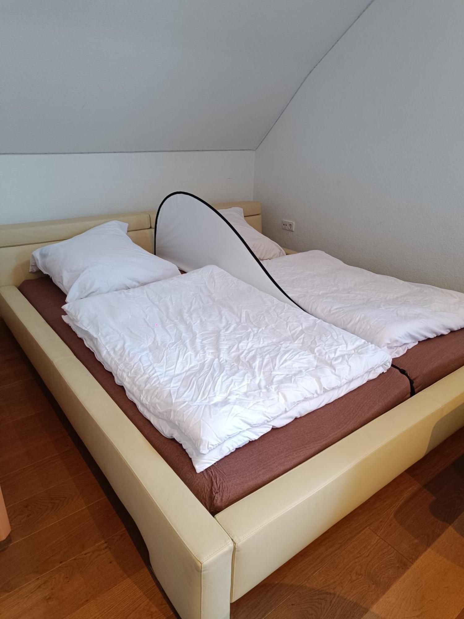 In Villa 56 Qm Apartment, 24 H Check-In,Free Parking Hannover Kültér fotó